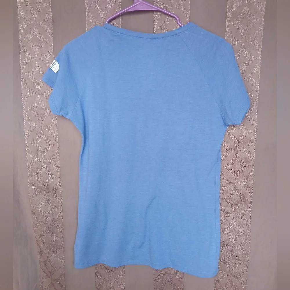 💎 The North Face Women's Top Blue Tee Pink and Purple Stripe Sun #0353 - Picture 3 of 6